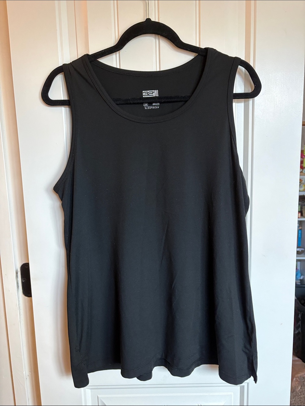 Cool 32 Black Lightweight Scoop Tank